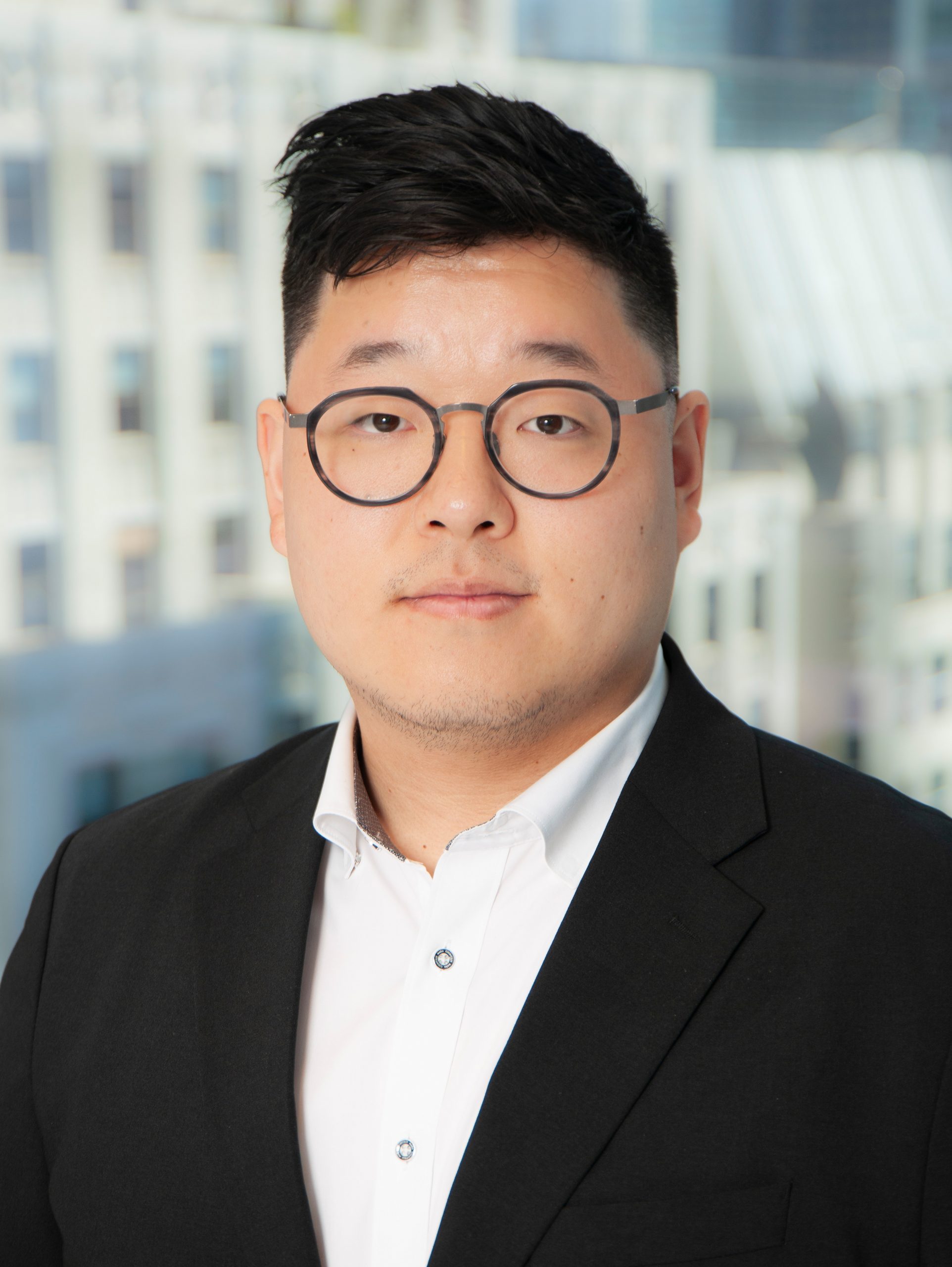 https://www.declarationpartners.com/wp-content/uploads/2025/05/James_Yoo1-scaled.jpg